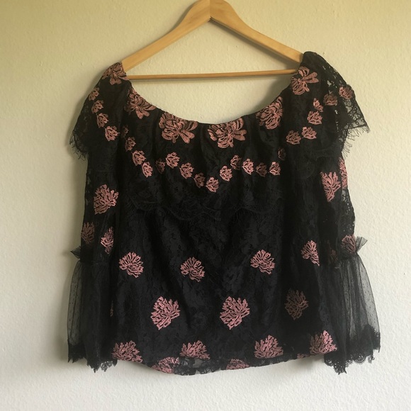Adiva Black Floral lace off shoulders top size L - Picture 8 of 8